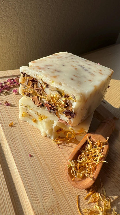 YoniOil YoniSoap hormonebalancetea raspberryleaftea herbalinfused